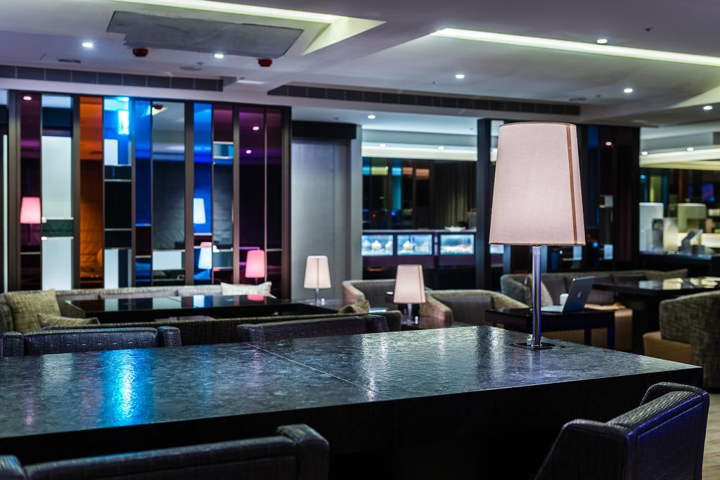 The Tango Taichung Hotel Exterior photo