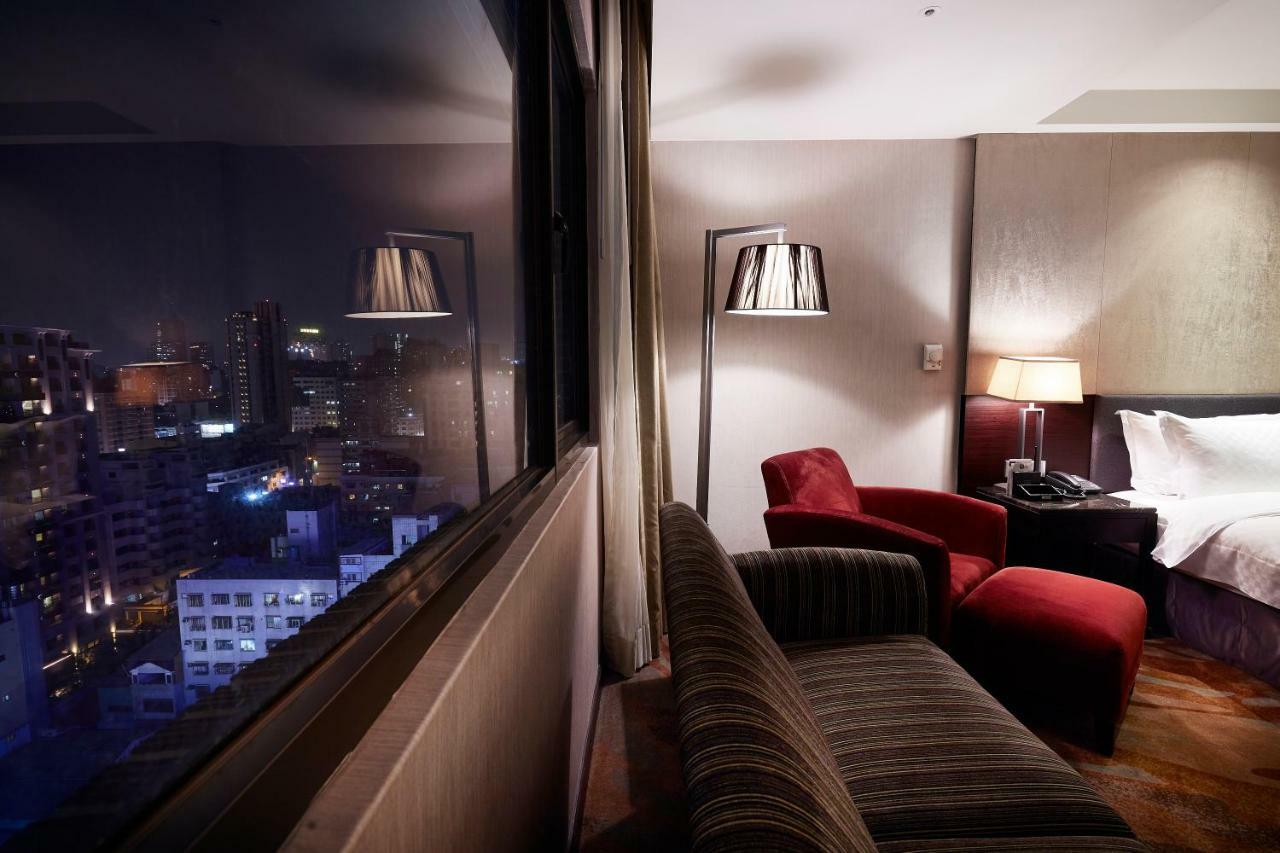 The Tango Taichung Hotel Exterior photo
